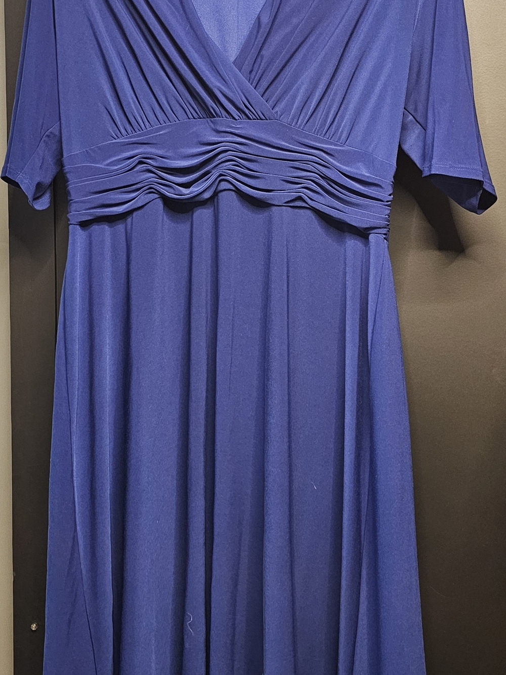 Jones Wear Royal Blue V-Neck Midi Dress with Ruched Empire Waist